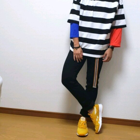 Reebok Women's Vibrant Yellow Sneakers - Picture 8 of 16